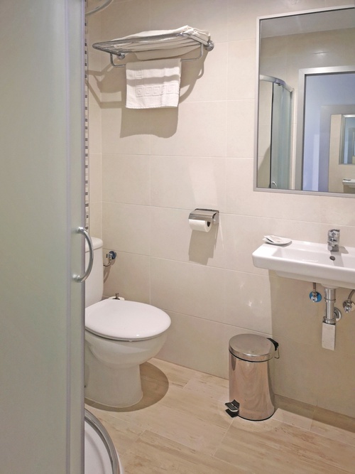 Small Room With Double Bed